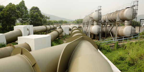 Tuberos · Instalación / Mantenimiento Tuberías Industriales en Alicante · Medición, corte y conformado de tuberías según planos y especificaciones