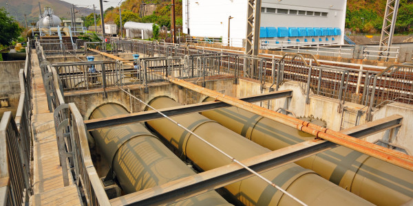 Tuberos · Instalación / Mantenimiento Tuberías Industriales en Alicante · Soldadura y Unión de Tuberías